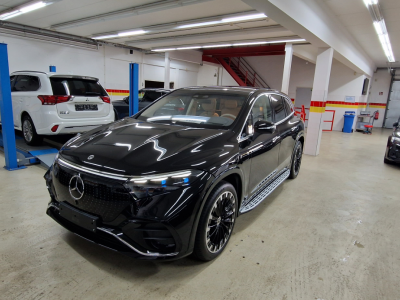 Mercedes-Benz EQS 580 4MATIC SUV AMG Fahrass Fondent Pano HUD