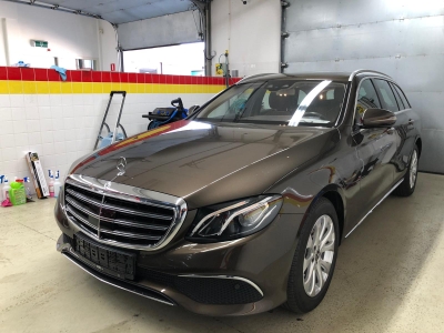 Mercedes-Benz E 220 d T