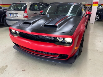 Dodge Challenger SRT Hellcat